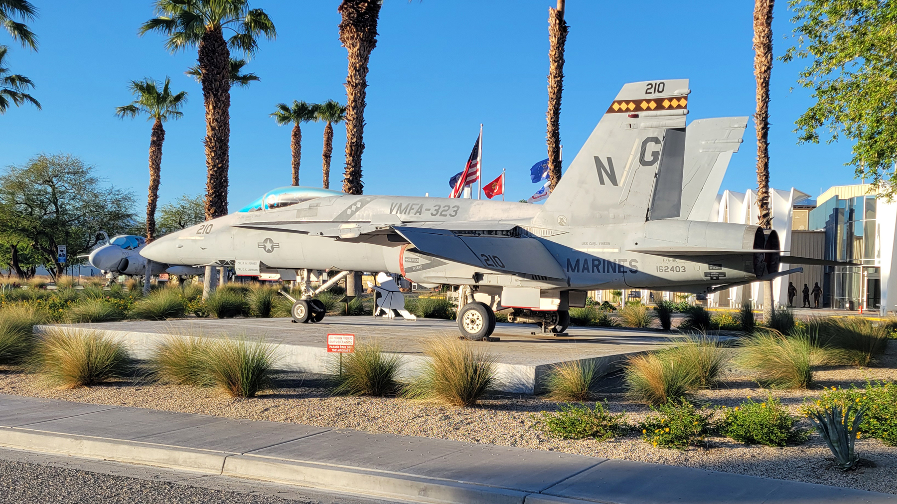 Palm Springs Air Museum - McDonnell Douglas FA-18 Hornet